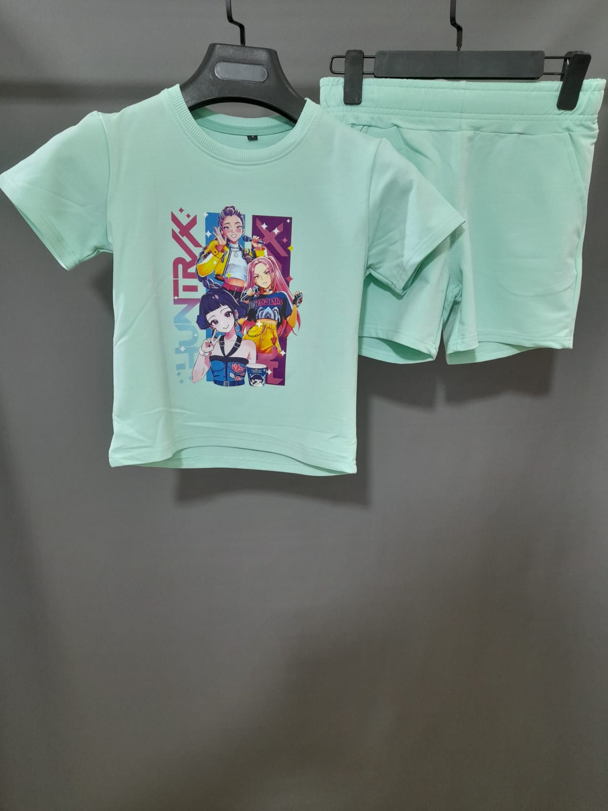 Girls K-Pop 2-Piece Short Set